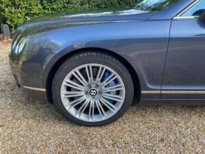 Image 33/50 de Bentley Continental Flying Spur (2010)