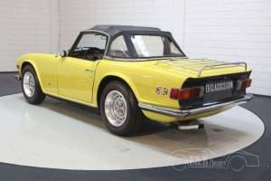 Image 11/19 of Triumph TR 6 (1974)