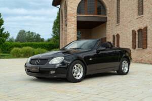 Image 1/50 of Mercedes-Benz SLK 200 (1998)