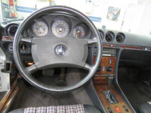 Image 21/39 de Mercedes-Benz 300 SL (1987)