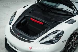 Image 12/25 de Porsche 718 Cayman GT4 RS Weissach (2022)