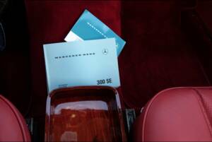 Image 11/20 of Mercedes-Benz 300 SE (1962)