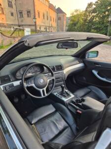 Image 14/18 of BMW 330Ci (2001)