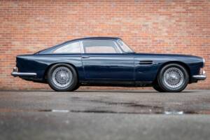 Image 4/64 of Aston Martin DB 4 (1962)