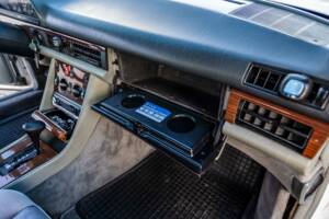 Image 115/175 of Mercedes-Benz 420 SE (1986)