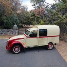Image 5/45 of Citroën AK 400 (1975)