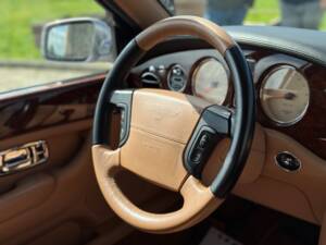 Image 22/44 of Bentley Arnage Green Label (2000)