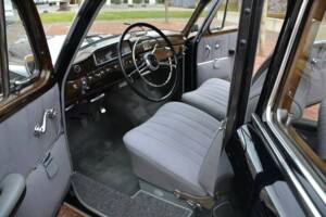 Imagen 10/19 de Mercedes-Benz 220 a (1956)