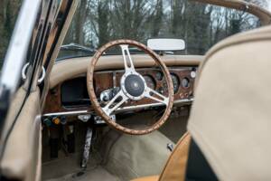 Image 14/25 of Jaguar XK 150 3.8 SE DHC (1960)