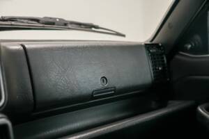 Bild 44/48 von Lancia Delta HF Integrale Evoluzione I (1992)