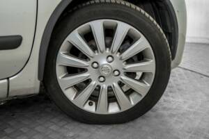 Image 36/47 of Nissan Micra C+C 1.6 (2008)