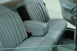 Bild 31/50 von Mercedes-Benz 300 SEL (1986)
