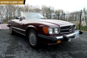 Immagine 4/11 di Mercedes-Benz 560 SL (1986)
