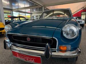Image 28/35 de MG MGB GT (1972)