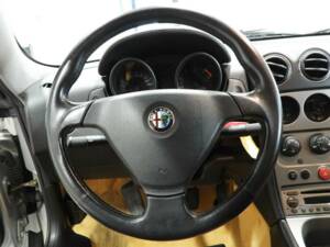 Bild 6/15 von Alfa Romeo GTV 2.0 JTS (2004)
