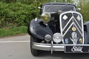 Image 20/57 de Citroën Traction Avant 15/6 (1950)