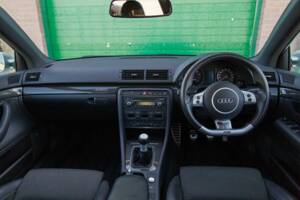 Image 35/50 de Audi RS4 Avant (2006)