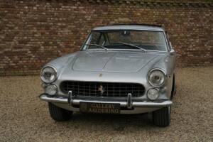 Immagine 19/50 di Ferrari 250 GT 2+2 (1964)