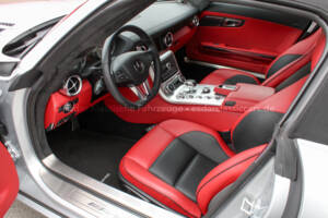 Imagen 10/36 de Mercedes-Benz SLS AMG Roadster (2012)