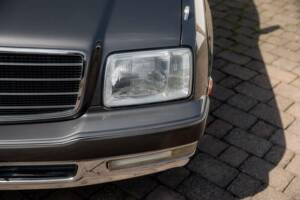 Bild 26/50 von Toyota Century (2003)