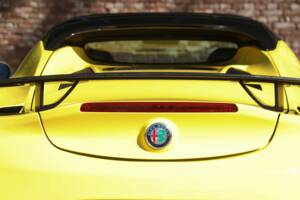 Image 40/50 of Alfa Romeo 4C Spider (2018)