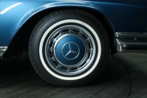 Image 50/50 of Mercedes-Benz 280 SE 3,5 (1971)