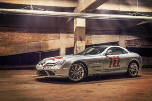 Image 25/61 of Mercedes-Benz SLR McLaren (2004)