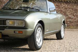 Image 20/50 of Peugeot 504 Convertible (1981)