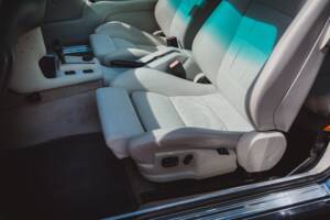 Image 33/34 of BMW 635 CSi (1989)
