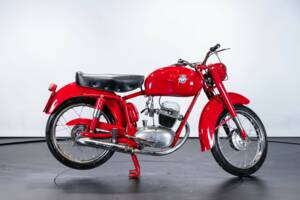 Image 5/27 of MV Agusta 125 TR (1955)