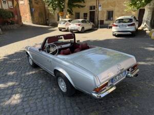 Bild 17/97 von Mercedes-Benz 280 SL (1969)
