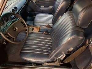 Immagine 8/22 di Mercedes-Benz 500 SL (1985)