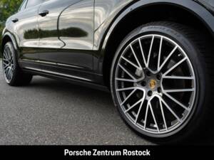 Bild 1/33 von Porsche Cayenne Coupé E-Hybrid (2022)