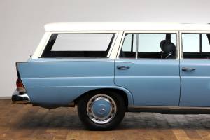 Bild 35/35 von Mercedes-Benz 230 S Universal (1968)