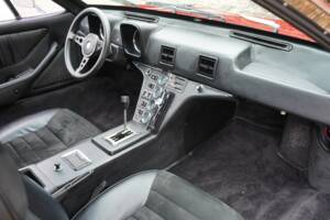 Image 37/50 of De Tomaso Pantera (1972)