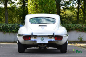 Bild 4/50 von Jaguar E-Type V12 (2+2) (1971)