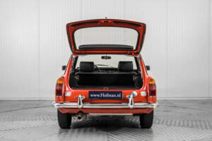 Bild 44/50 von MG MGB GT (1975)