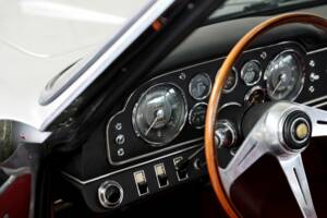 Bild 39/50 von Maserati 3500 GTI Sebring (1963)