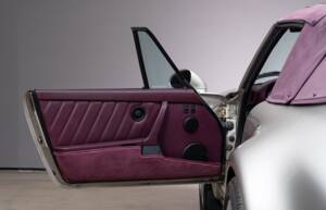 Image 25/41 de Porsche 911 Carrera 2 (1992)
