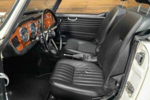 Image 11/19 of Triumph TR 4A (1966)