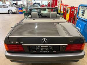 Bild 15/20 von Mercedes-Benz SL 600 (1994)