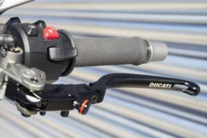 Image 21/50 of Ducati Streetfighter V4 Lamborghini (2024)