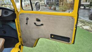 Bild 31/50 von Volkswagen T2b Kastenwagen (1976)