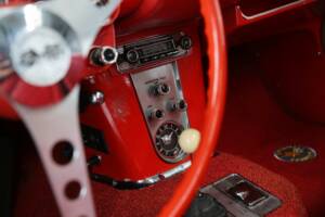 Image 34/50 de Chevrolet Corvette (1959)