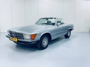 Imagen 3/24 de Mercedes-Benz 380 SL (1982)