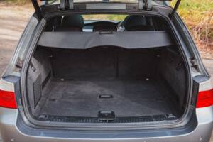 Immagine 32/35 di BMW M5 Touring (2007)