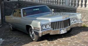 Image 49/51 de Cadillac Sedan DeVille (1970)