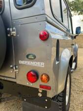 Image 19/50 of Land Rover Defender 90 (2011)