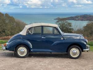 Immagine 2/12 di Morris Minor 1000 (1966)