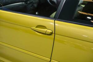 Image 34/50 of BMW M3 (2003)